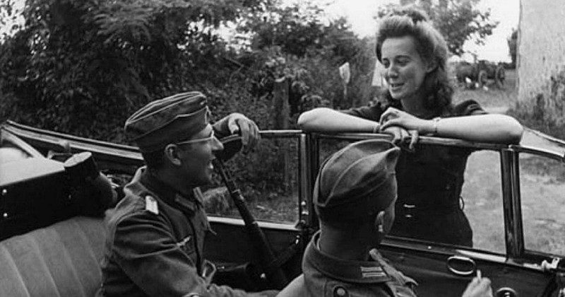 Фото на память! Две красивые девушки, герои Великой Отечественной войны | Пикабу