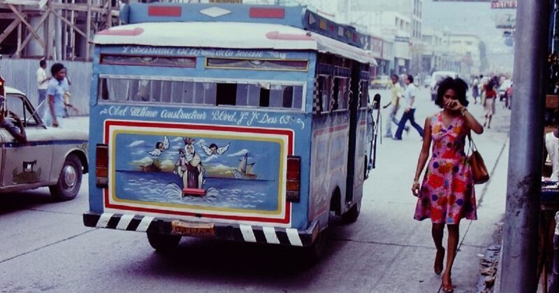 Фотография: 31 цветная фотография, документирующая жизнь Гаити в 1970-е №1 - BigPicture.ru