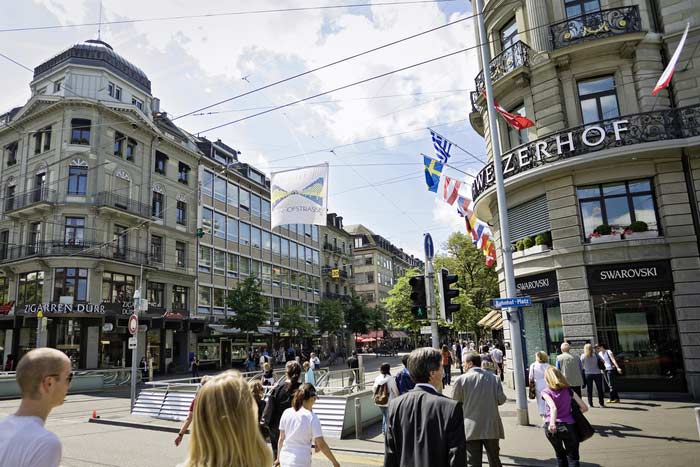 Фотография: Топ-10 самых дорогих улиц мира: цена коммерческой аренды за 1 кв.м №9 - BigPicture.ru