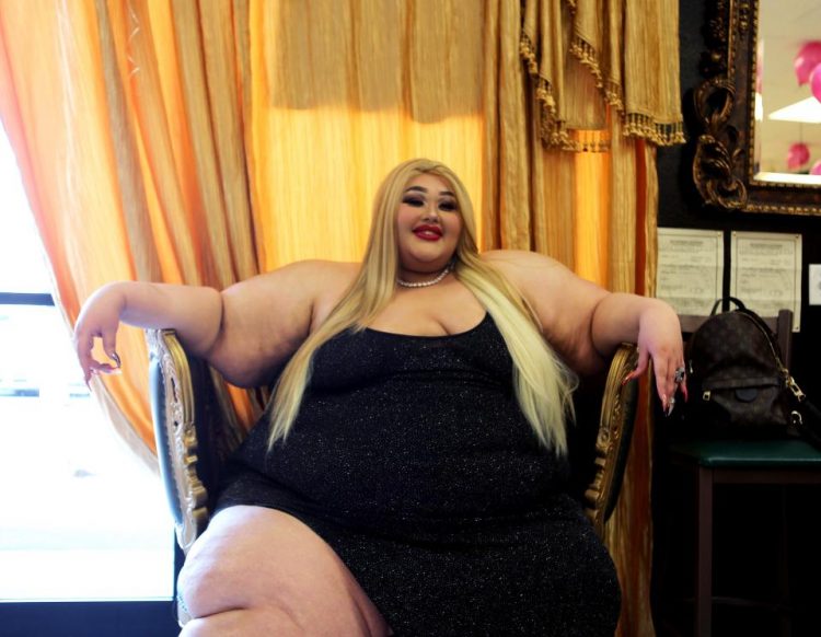 Фотография: Пышная американка после крупного конфуза открыла салон красоты для толстых и он процветает №2 - BigPicture.ru