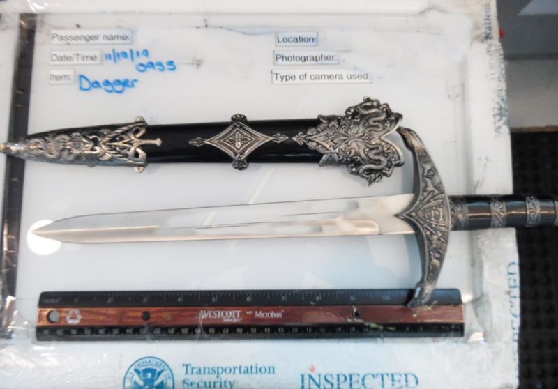Фотография: Эта коллекция предметов, изъятых у авиапассажиров службой TSA сделает ваш день №3 - BigPicture.ru