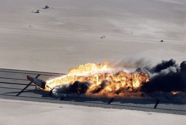 Фотография: Как НАСА взорвали Боинг, чтобы изучить крушение самолета снаружи и изнутри №9 - BigPicture.ru