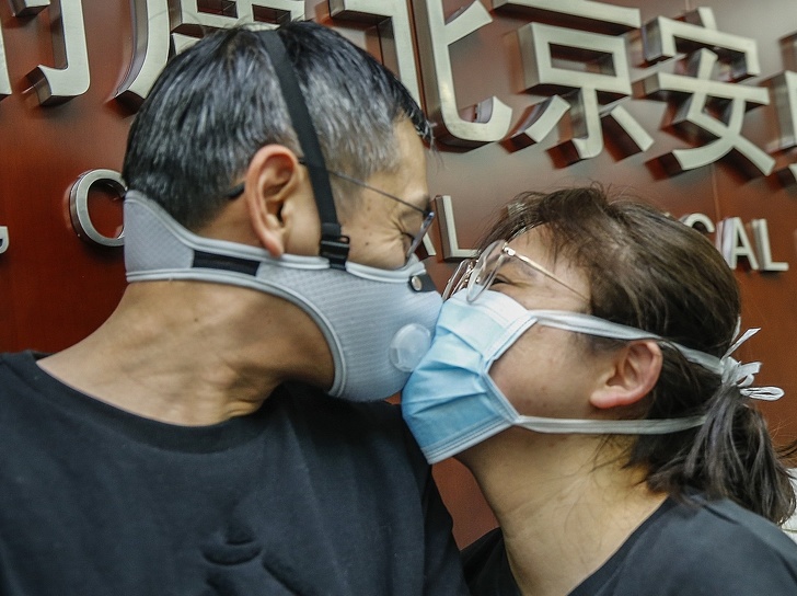 Фотография: 15 фотографий, которые демонстрируют весь ужас эпидемии коронавируса в Китае №3 - BigPicture.ru