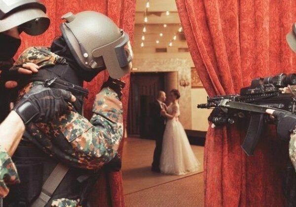 Роман с «коксом», или Зачем российским невестам подбрасывают наркотики