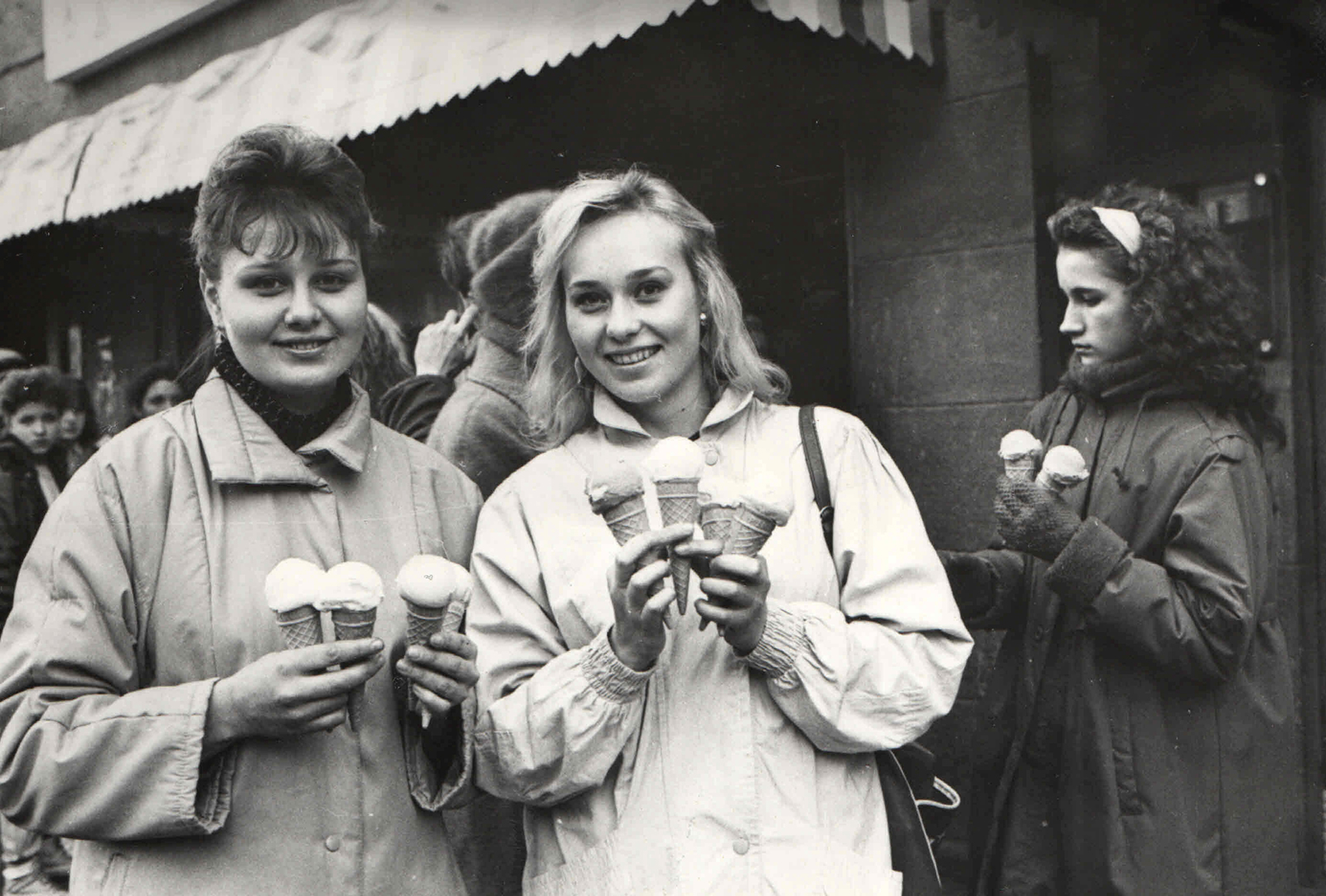 Поколение 1990. Советские женщины. Россия 1990-х годов. Советские женщины 90-х. 90-Е годы.