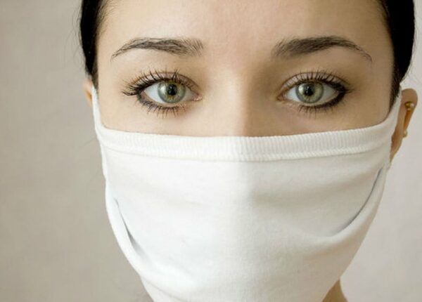 Как носить маску, и спасет ли она от коронавируса