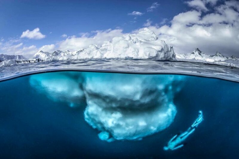 Фотография: 11 редких и впечатляющих фото айсберга в Гренландии от фотографа Тобиаса Фридриха №6 - BigPicture.ru