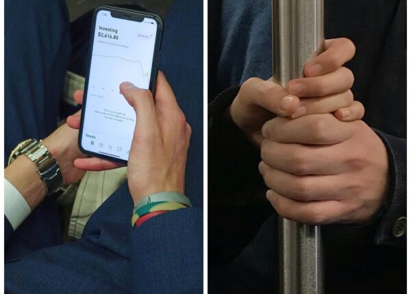 27 атмосферных снимков из инстаграма, посвященного рукам пассажиров нью-йоркского метро