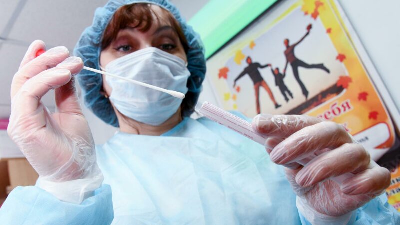 Фотография: Ученые выяснили, у кого вырабатывается иммунитет к коронавирусу №1 - BigPicture.ru