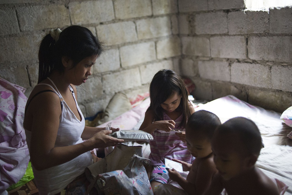Фотография: Как живут дети ceкc-туристов из Филиппин №4 - BigPicture.ru