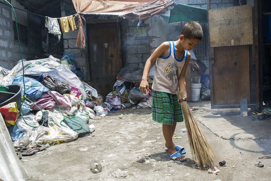 Фотография: Как живут дети ceкc-туристов из Филиппин №3 - BigPicture.ru