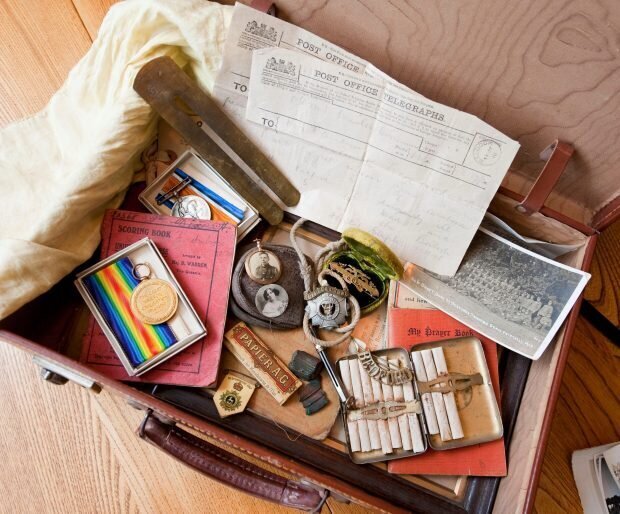 Фотография: Удивительная находка на чердаке: чемодан с личными вещами солдата Первой мировой войны №4 - BigPicture.ru