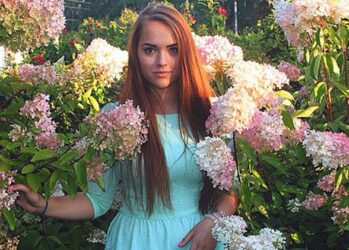 Как выглядит и чем занимается 21-летняя внучка Владимира Высоцкого