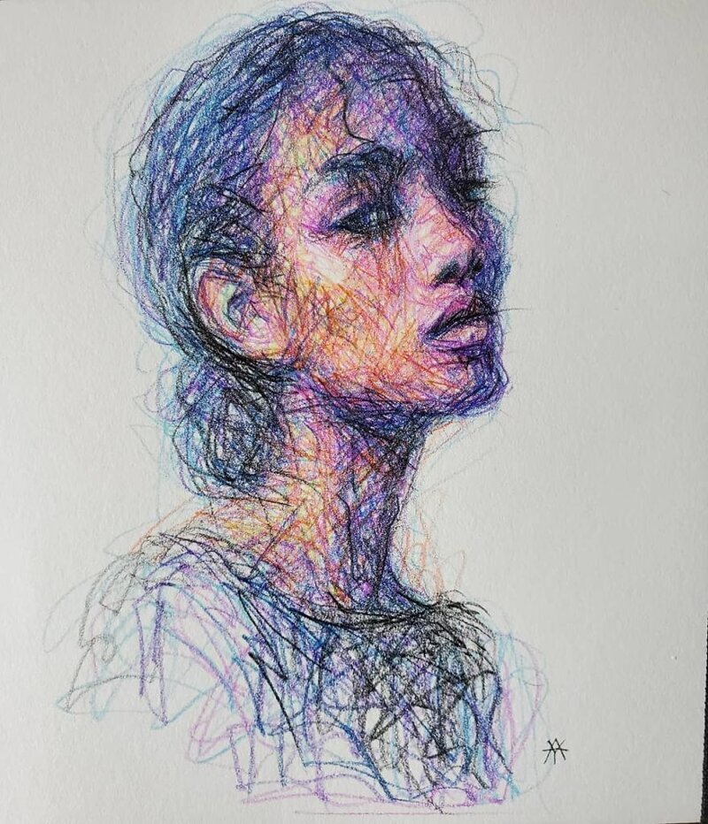 Фотография: Каляки-маляки Лиз Й Ахмет: художница создает необычные женские портреты из каракуль №52 - BigPicture.ru