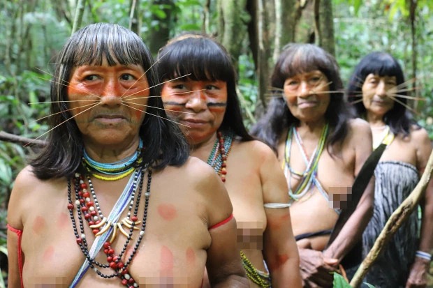 Фотография: Дух Амазонки: жизнь древнего племени матсес - 