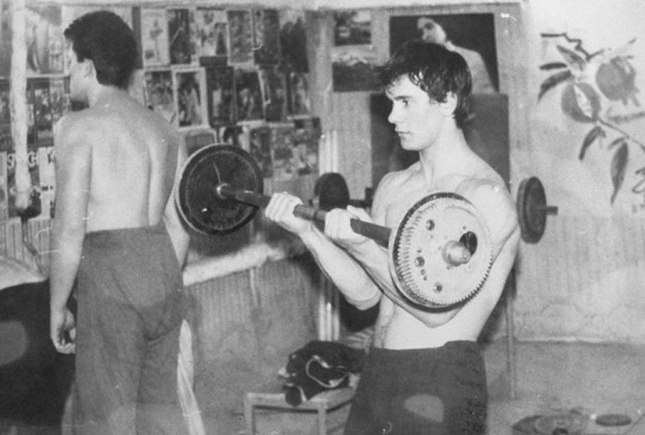 Фотография: Бодибилдинг, карате и другие виды спорта, за которые в СССР могли посадить в тюрьму №9 - BigPicture.ru