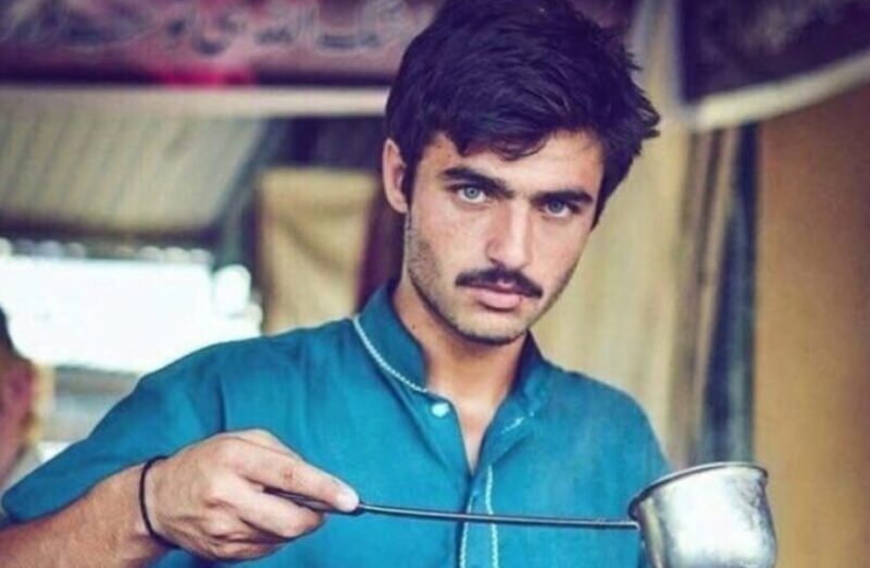 Фотография: От продавца чая до модели: как одно фото изменило жизнь пакистанского юноши №1 - BigPicture.ru