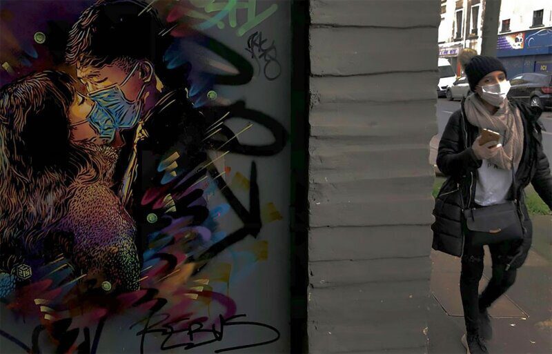Фотография: Коронавирус на улицах мира: 17 произведений стрит-арта, посвященных теме CoVid-19 №17 - BigPicture.ru