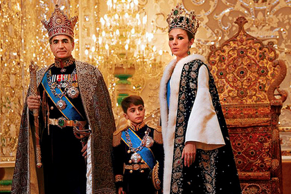 Фотография: Фарах Пехлеви: последняя королева Ирана, потерявшая все, кроме надежды №8 - BigPicture.ru