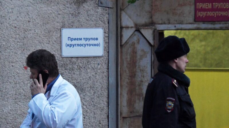 Фотография: Церемония утилизации: россияне рассказывают об организации похорон во время пандемии №7 - BigPicture.ru