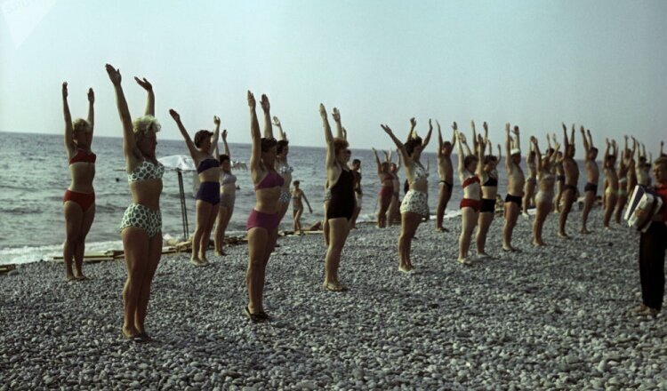 Фотография: Как проходил пляжный отдых в СССР №42 - BigPicture.ru