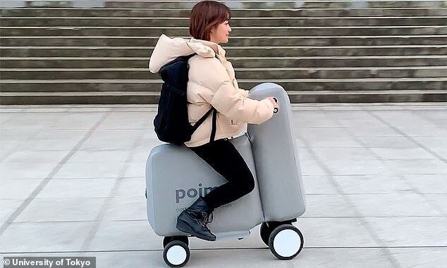 Фотография: В Японии создали надувной электроскутер, который легко помещается в рюкзак №2 - BigPicture.ru