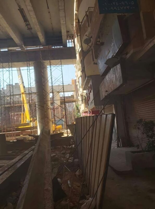 Фотография: В Египте строят скоростную эстакаду в 50 см от жилых домов №4 - BigPicture.ru