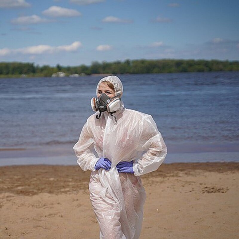 Фотография: Медсестра в купальнике из Тулы продолжает сводить с ума весь мир №14 - BigPicture.ru