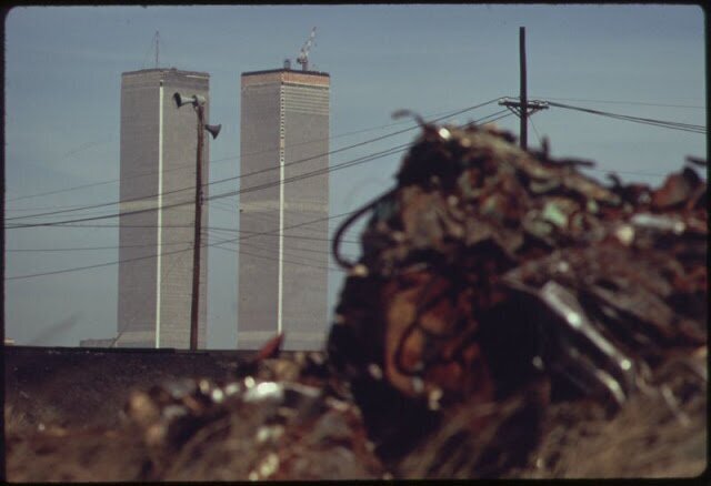 Фотография: Башни-близнецы в 70-е: как выглядел Всемирный торговый центр в самом начале №17 - BigPicture.ru