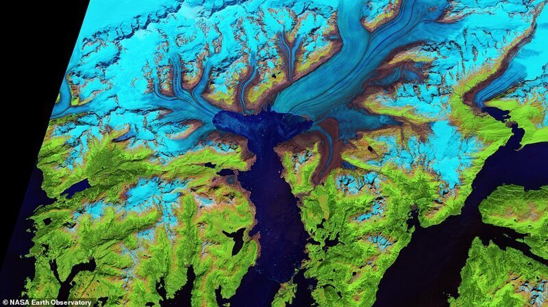 Фотография: 32 потрясающие фотографии Земли из космоса №22 - BigPicture.ru