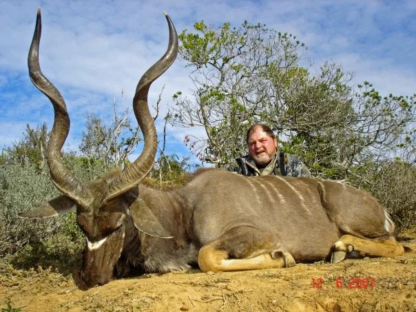 Фотография: Узаконенное убийство: защитники животных выступают против охоты за трофеями в Южной Африке №2 - BigPicture.ru