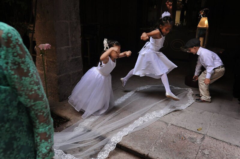 Фотография: Дети на свадьбе: 22 смешных снимка от лучших свадебных фотографов №13 - BigPicture.ru