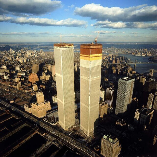 Фотография: Башни-близнецы в 70-е: как выглядел Всемирный торговый центр в самом начале №3 - BigPicture.ru