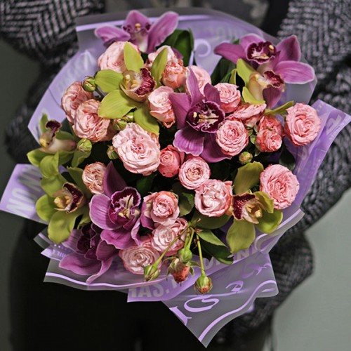 Фотография: Букеты цветов на День Матери: практичные рекомендации, фото №4 - BigPicture.ru