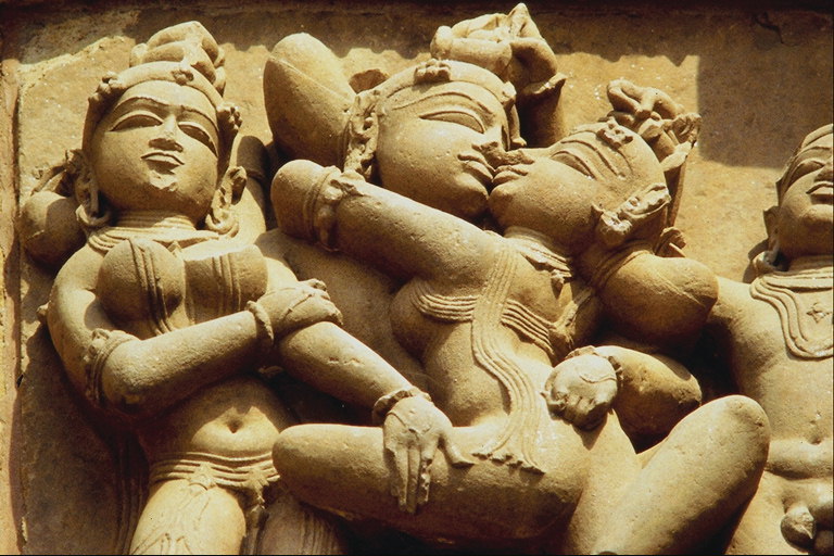 7 индийских храмов секса и любви