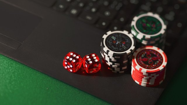 Фотография: Онлайн-казино: как я проиграл 4 миллиона рублей, квартиру, репутацию и семью №5 - BigPicture.ru