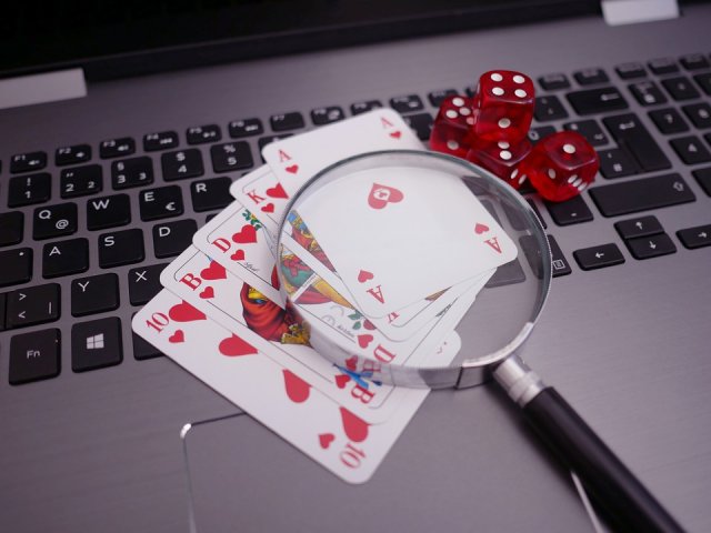 Фотография: Онлайн-казино: как я проиграл 4 миллиона рублей, квартиру, репутацию и семью №7 - BigPicture.ru