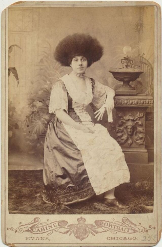 Фотография: Самые красивые в мире женщины: фальшивые черкешенки, которые выступали в цирках 19 века №6 - BigPicture.ru