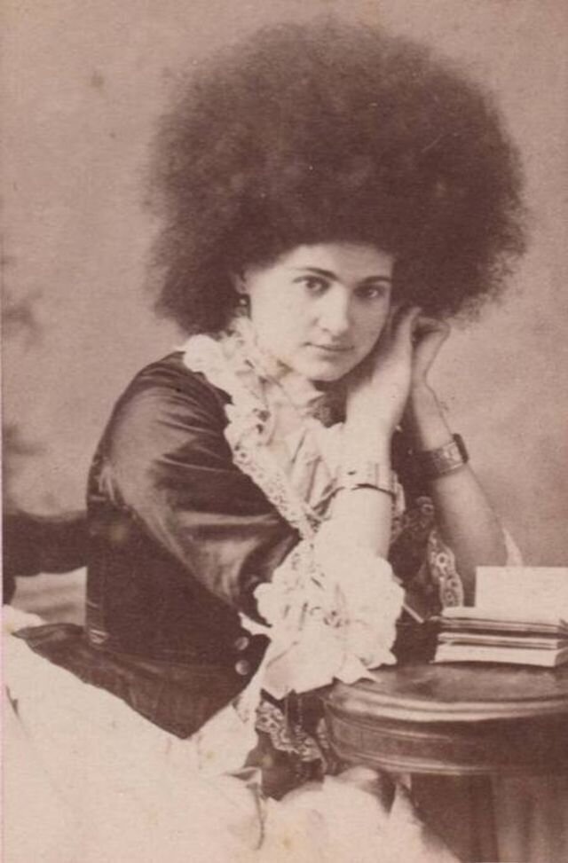 Фотография: Самые красивые в мире женщины: фальшивые черкешенки, которые выступали в цирках 19 века №5 - BigPicture.ru