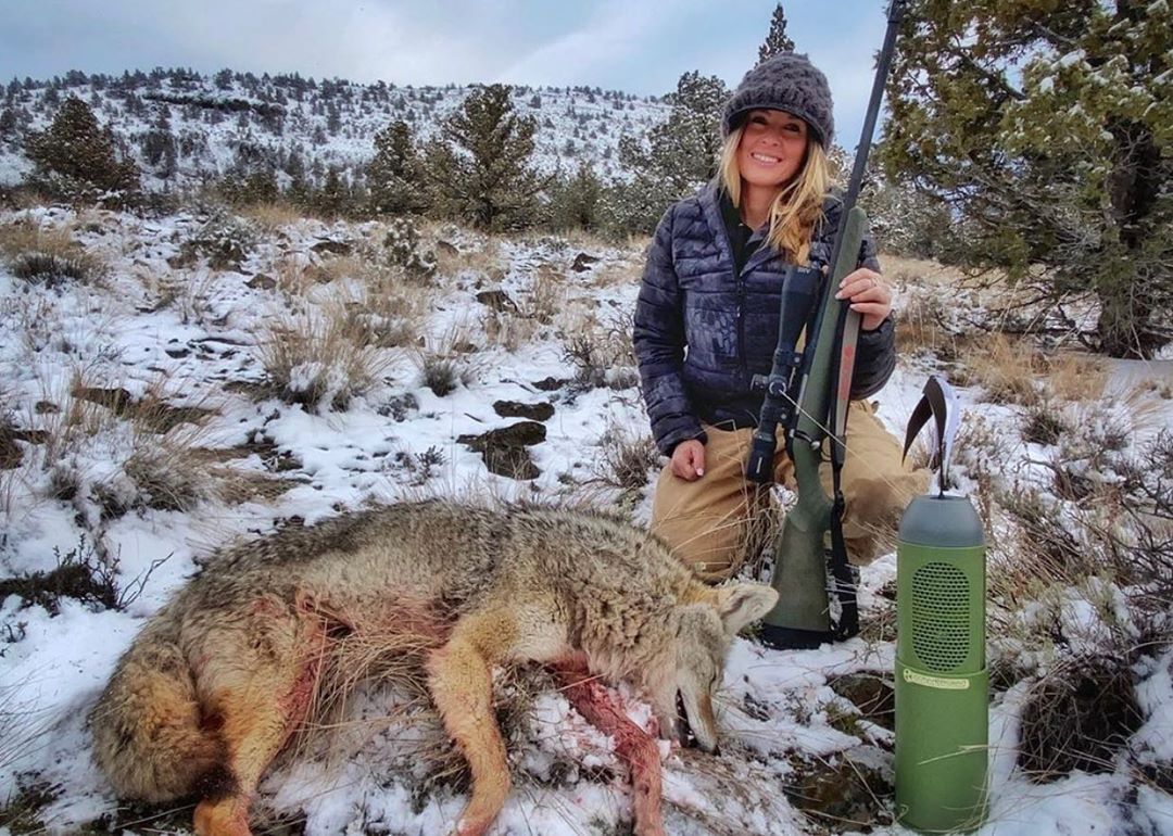 Фотография: Красивые девушки на охоте: в Instagram появился аккаунт, который многие осудят №10 - BigPicture.ru