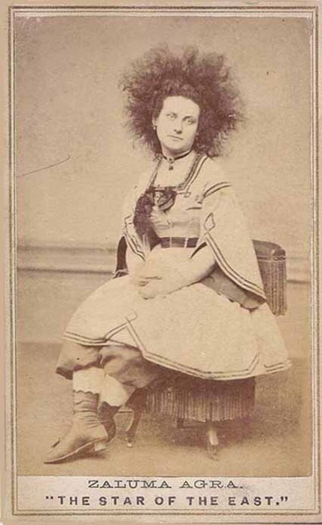 Фотография: Самые красивые в мире женщины: фальшивые черкешенки, которые выступали в цирках 19 века №8 - BigPicture.ru