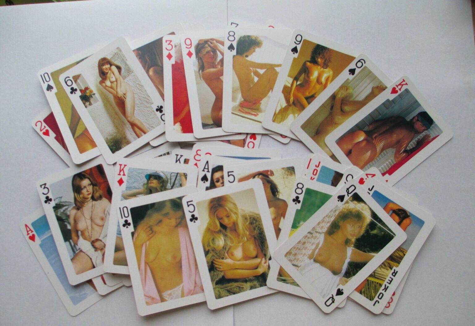 игральные карты с голыми мужиками фото 33