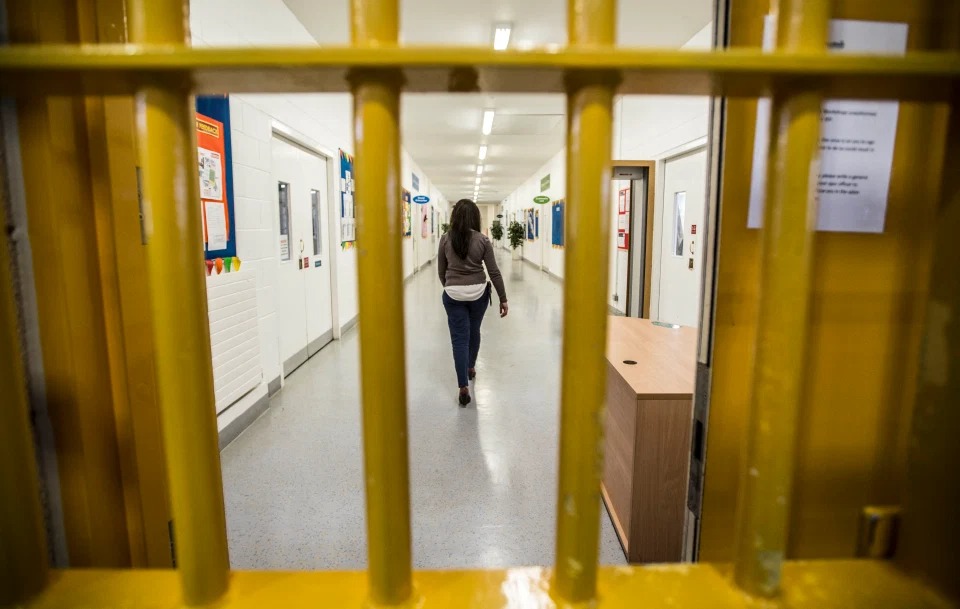 Фотография: Признания тюремного врача: что происходит в самой большой женской тюрьме в Европе №4 - BigPicture.ru