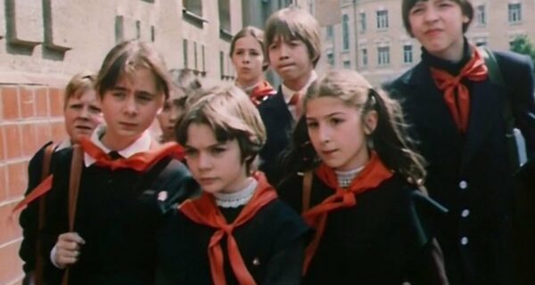 12 фактов о любимой детской фантастике «Гостья из будущего»