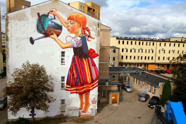 Масштабный и яркий стрит-арт польской художницы Натальи Рак 
