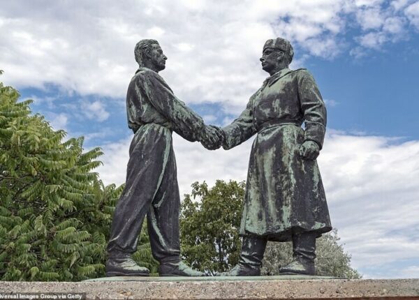 Памятники социалистической эпохи из парка-музея «Мементо» в Венгрии