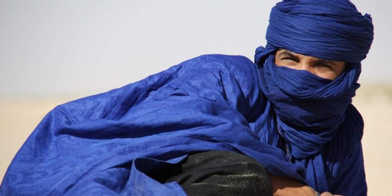 Фотография: Арафатка: как арабский платок завоевал любовь военных и модников планеты №10 - BigPicture.ru