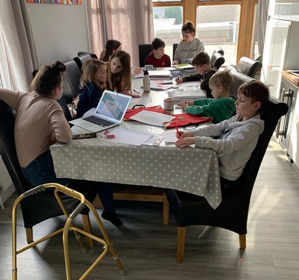 Фотография: Рукавичка: в гостях у самой большой британской семьи, в которой 19 детей №2 - BigPicture.ru
