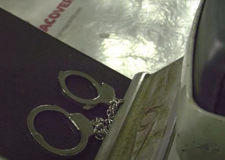 Фотография: Комната страха: в Голландии обнаружена тайная камера пыток, принадлежавшая мафии №4 - BigPicture.ru