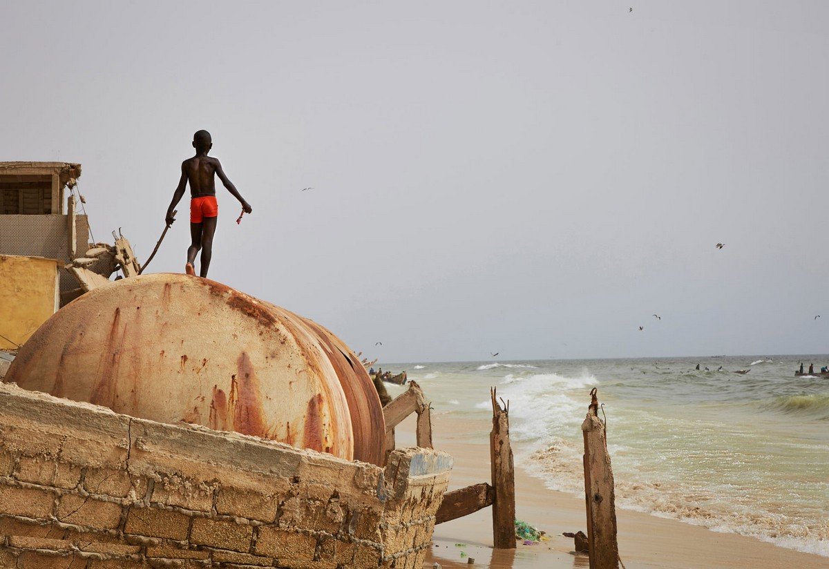 Фотография: Африканская Венеция: как колониальный город Сен-Луи поглощается океаном №1 - BigPicture.ru